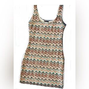 SOPRANO. Multicolor Chevron Mini Dress, Sz M, Lined, P2P 17”, Length is 33”